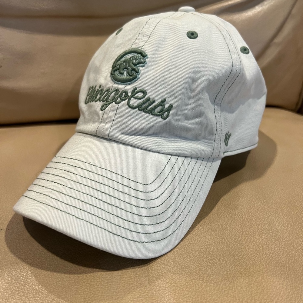 Women’s ‘47 Chicago Cubs baseball cap
